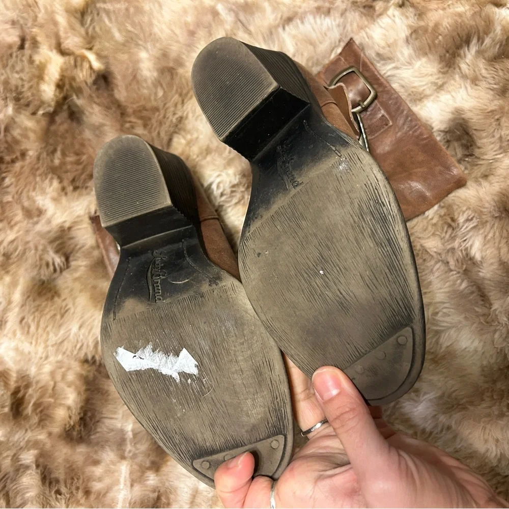 3/$10 🏷️ *LAST CHANCE!*  Lucky Brand Ankle Boots with Buckle - Picture 12 of 14